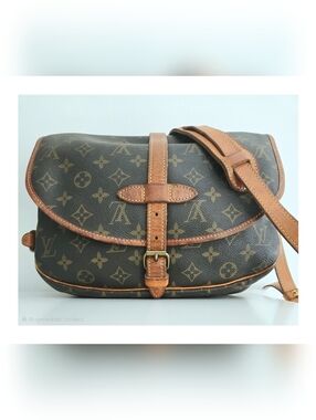 Authentic LOUIS VUITTON LV Saumur 30 Monogram Messenger Satchel Crossbody